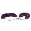 Kajdanki z futerkiem Fetish Pleasure Fluffy Handcuffs Purple