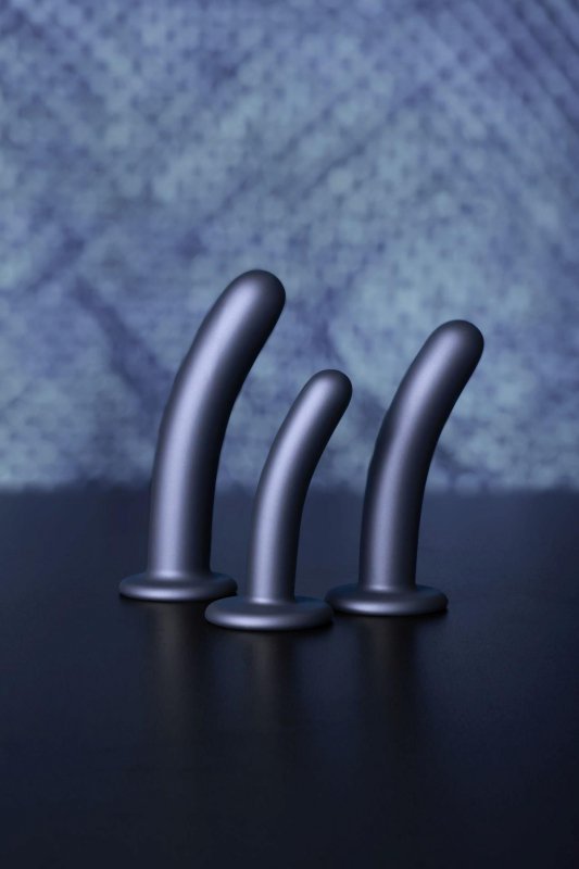 Smooth Silicone G-Spot Dildo - 6&#039;&#039; / 14,5 cm