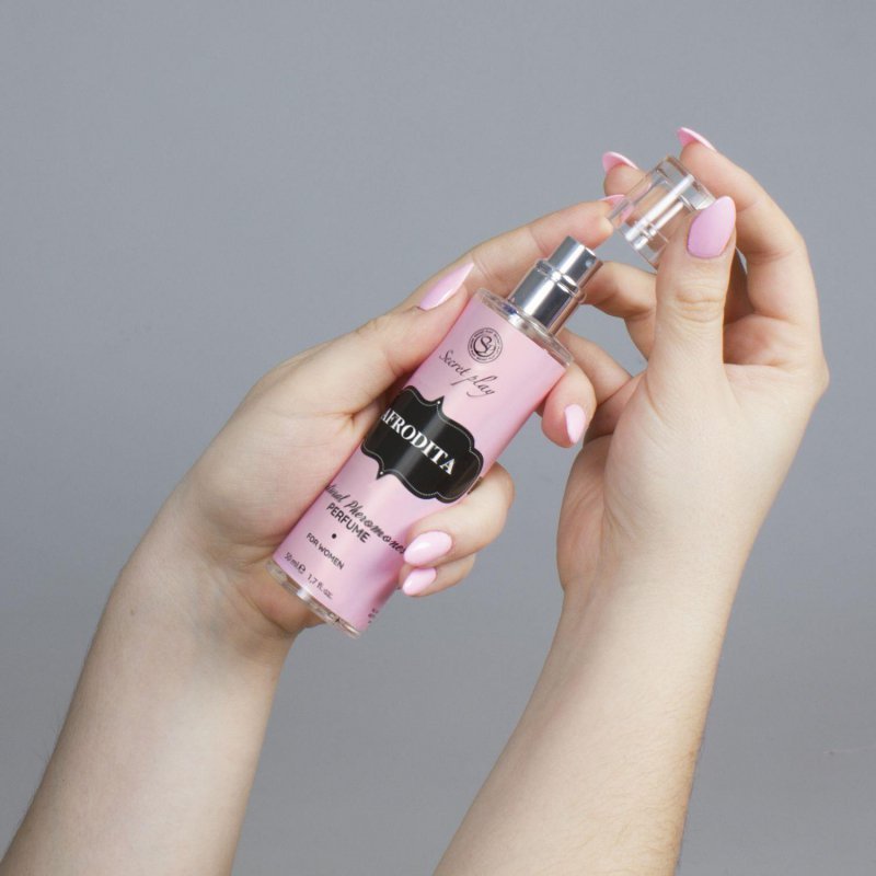 Perfumy z feromonami dla niej Afrodita 50 ml
