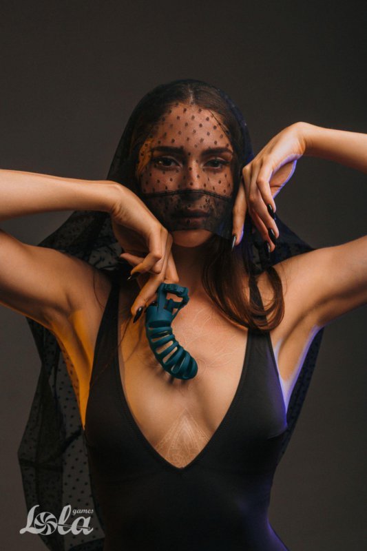 Pas cnoty klatka na penisa Holster Party Hard Romello 