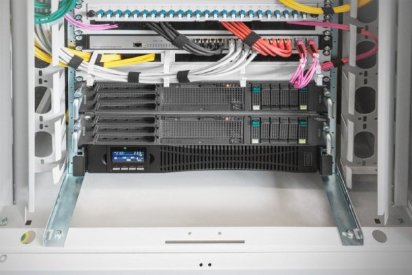 Zasilacz awaryjny UPS Online Rack 19&quot; LCD, 2000VA/2000W, 4x12V/9Ah, 8xC13, USB, RS232, RJ45