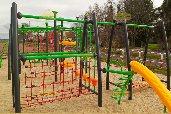 place zabaw sprawnościowy, street workout, sprawnościowy plac zabaw, plac zabaw do ćwiczeń, plac zabaw z drążkami, place zabaw sprawnościowe, drabinki sprawnościowe, street workout place, Plac street