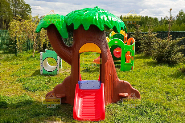 domek drzewo, domek most z tunelem, domek leśna chata, z weranda domek, domek na plac zabaw, domek plastikowy, domek do ogrodu, domek w serduszka, domek na plac zabaw