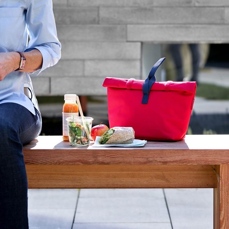 Torba na lunch Fresh Lunchbag Iso M kolor Red, firmy Reisenthel