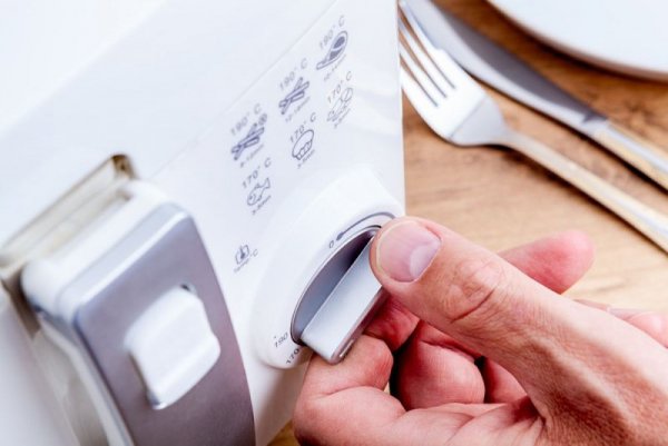 Frytkownica ELDOM FR18 biała