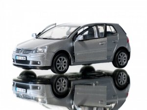WELLY VOLKSWAGEN GOLF V 1:34-1:39 SAMOCHÓD KOLEKCJONERSKI