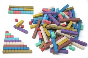 Klocki z podziałką do liczenia w 10 kolorach Montessori (100 szt.)