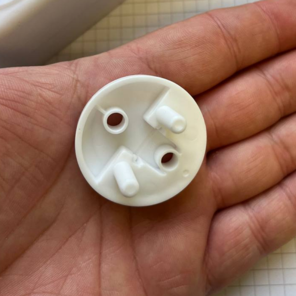 ZABEZPIECZENIA DO GNIAZDEK KONTAKTÓW ZAŚLEPKI KLUCZE ZATYCZKI Z BOLCEM 20x (tds0494)