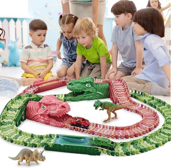 Tor wyścigowy raj  park Dinozaurów autka tory 240 elementów