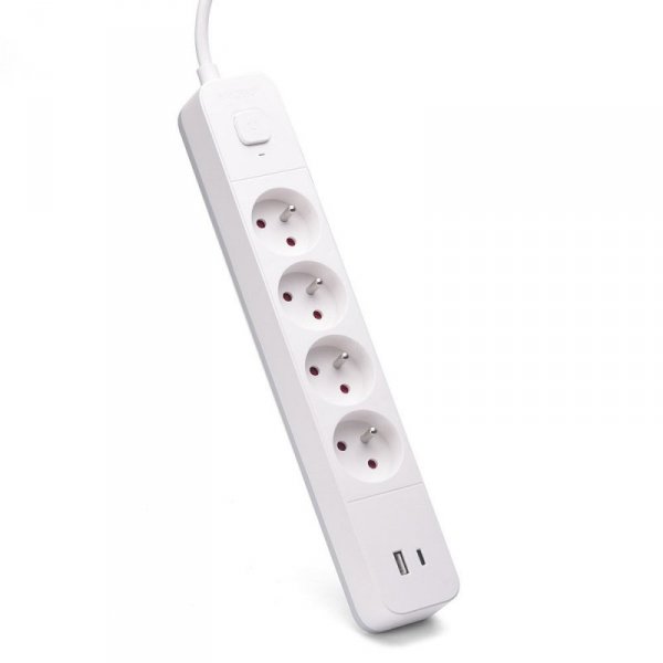 Savio Listwa zasilająca przeciwprzepięciowa 4 gniazda USB-A i USB-C, 1.5m, LZ-11