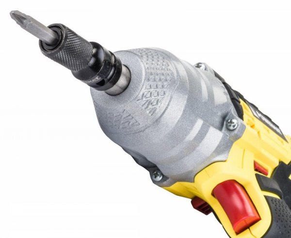 Adapter udarowy do klucza - przejściówka z 1/2&quot; kwadrat na 1/4&quot; HEX PM-ASHU-05025T