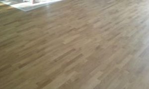 Parkiet dąb klasa 2, wymiar: 30x4,3x2,2 cm surowy