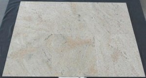 Płytki z granitu GHIBLEE, poler: 40x40x1,3 cm