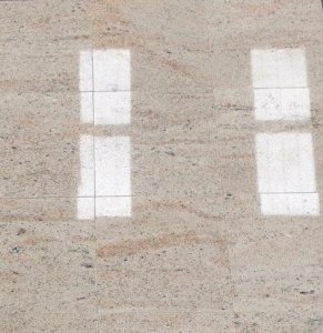 Płytki z granitu GHIBLEE, poler: 40x40x1,3 cm