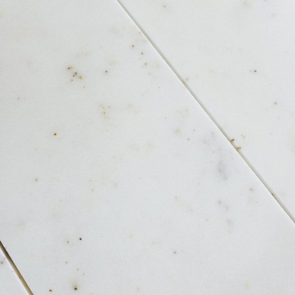 Płytki marmurowe Afyon White, wyk. satynowe, grubość 1 cm