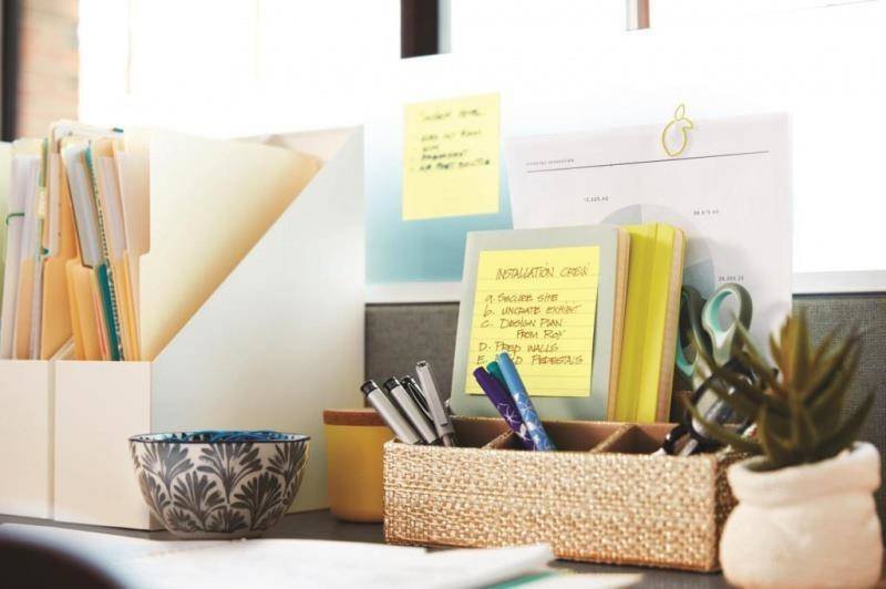 KARTECZKI SAMOPRZYLEPNE 100X100MM 3M POST-IT® 675-YL ŻÓŁTE W LINIE 300 KART