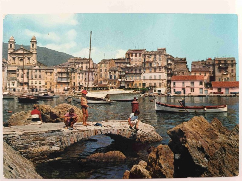 CORSE ILE DE BEAUTE BASTIA LE VIEUX PORT