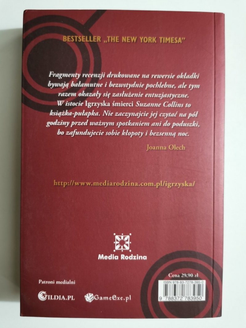 W PIERŚCIENIU OGNIA - Suzanne Collins 