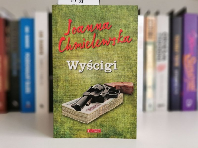 WYŚCIGI - Joanna Chmielewska