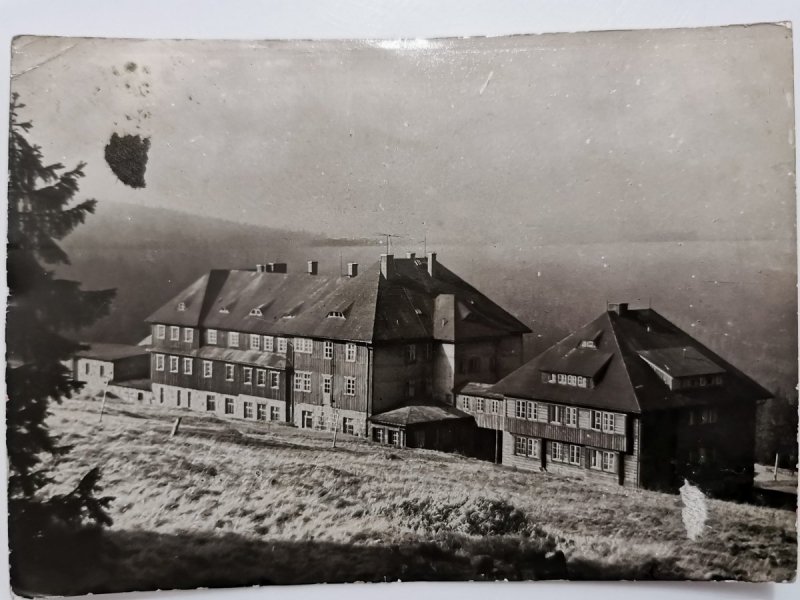 KARKONOSZE. SCHRONISKO NA HALI SZRENICKIEJ FOT. KORPAL