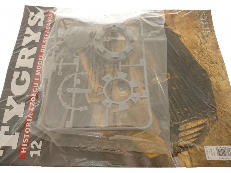 TYGRYS HISTORIA CZOŁGU I MODEL DO SKŁADANIA NR 012