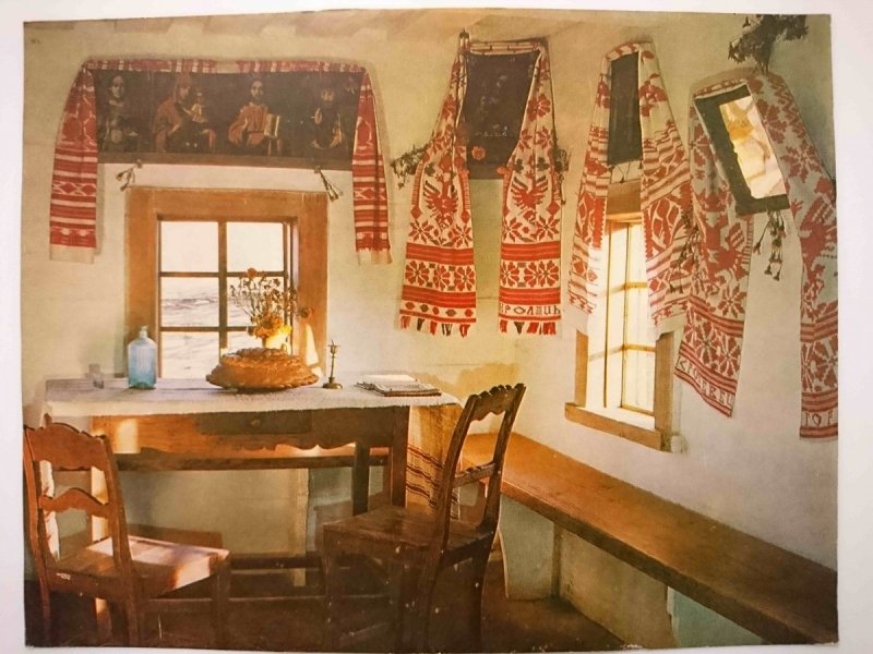 COTTAGE FROM THE VILLAGE OF YASNOZIRYA, CHERKASSY