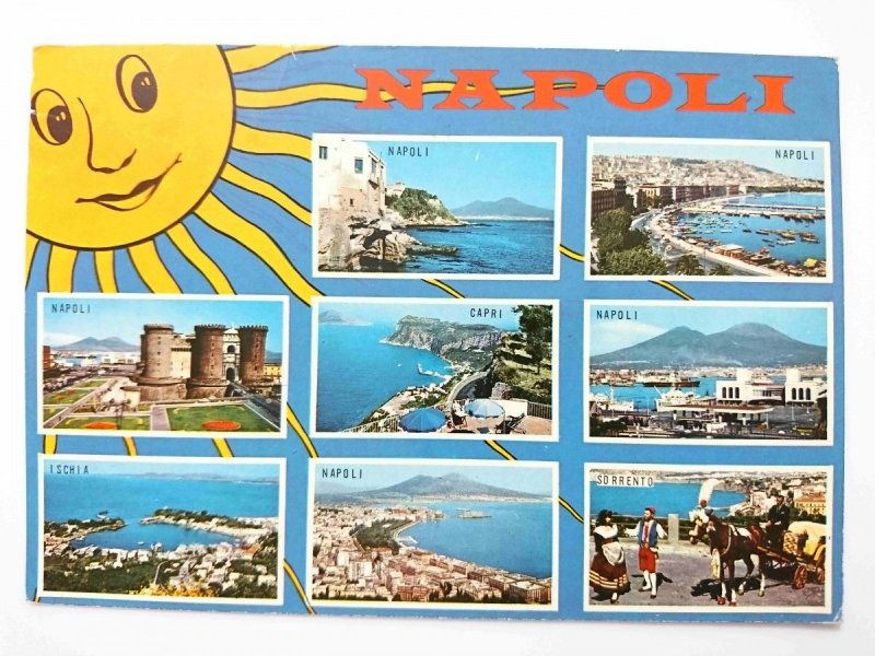 NAPOLI. OSIEM UJĘĆ