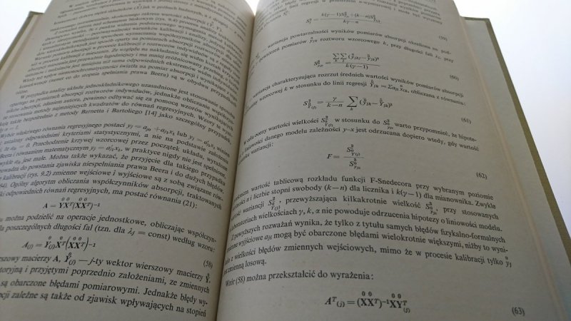 METODY SPEKTROSKOPII OSCYLACYJNEJ - Sobczyk 1979