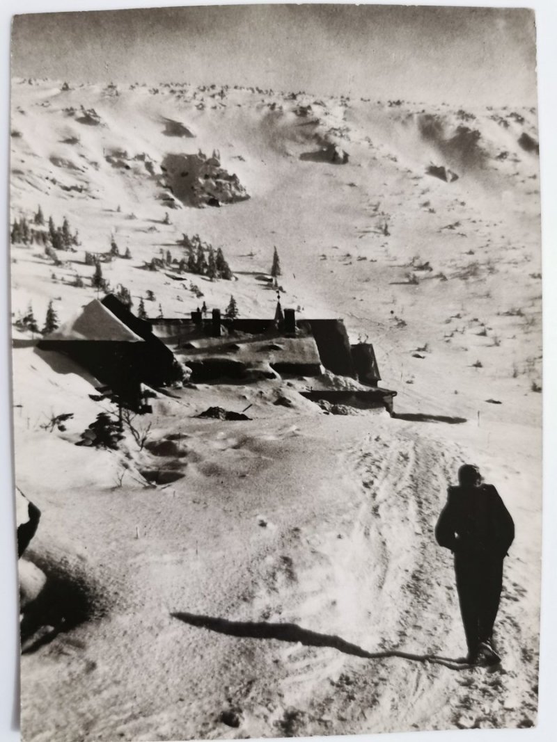KARKONOSZE. SCHRONISKO SAMOTNIA FOT. K. NAJDENOW