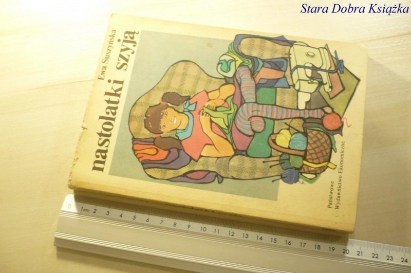 NASTOLATKI SZYJĄ - Ewa Suszyńska 1986
