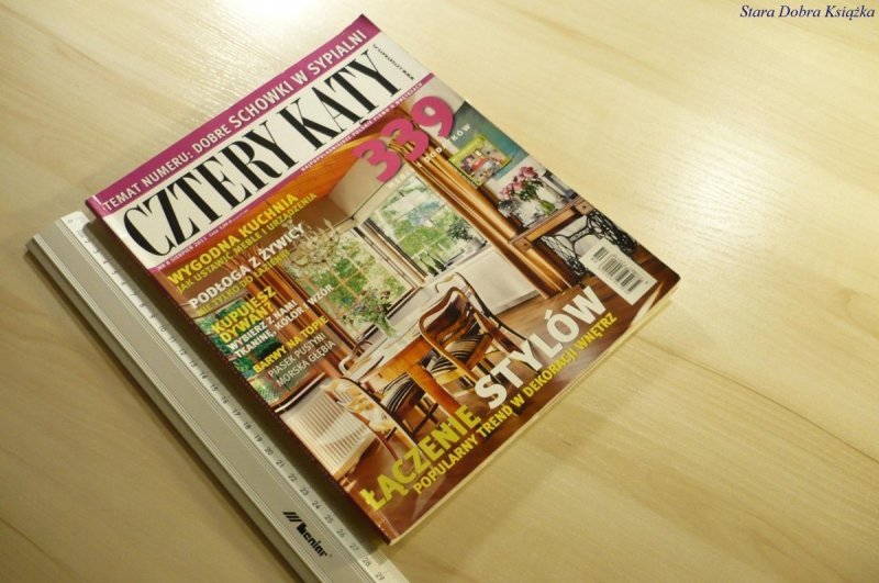 CZTERY KĄTY NR 8 SIERPIEŃ 2011
