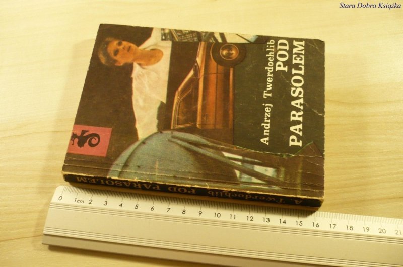 POD PARASOLEM - Andrzej Twerdochlib (1983)