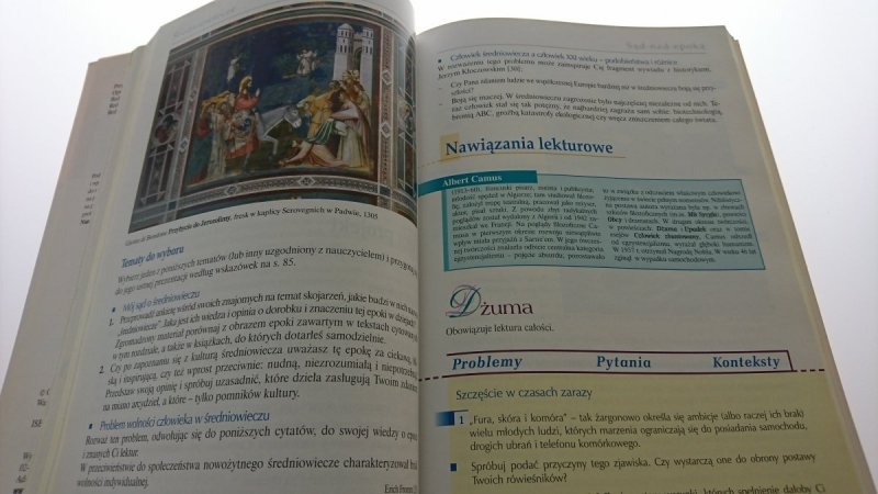 BARWY EPOK. KULTURA I LITERATURA. PODRĘCZNIK KL. 1
