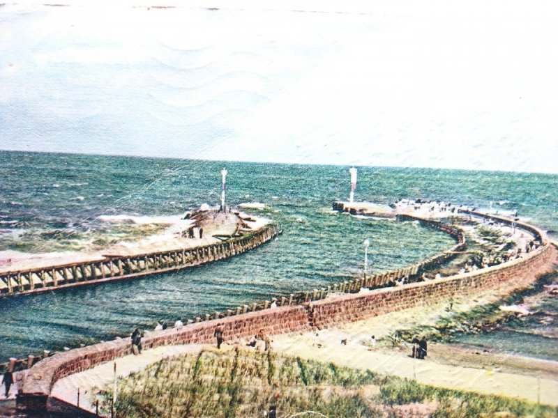 KOŁOBRZEG. WEJŚCIE DO PORTU FOT. T. HERMAŃCZYK