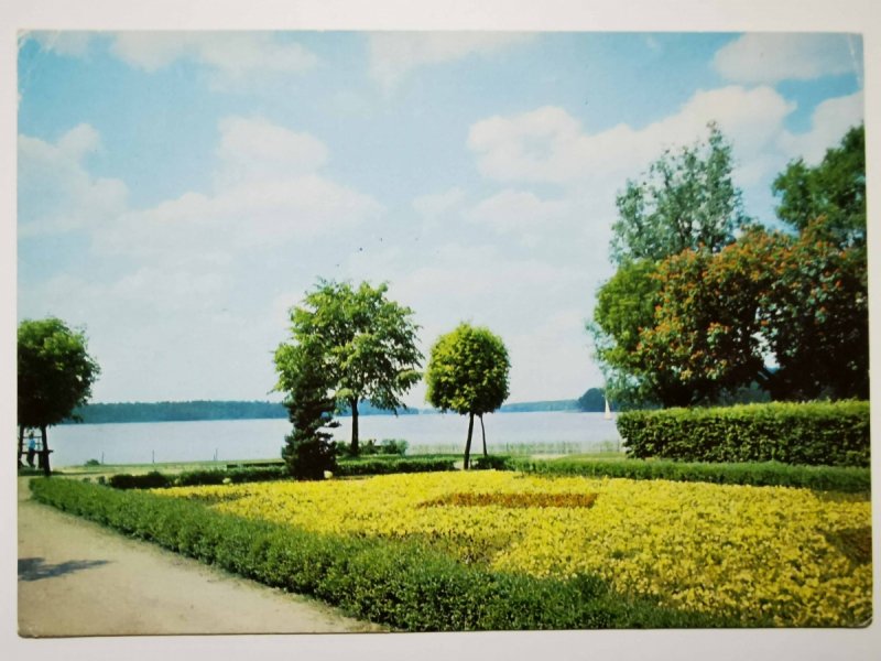 SZCZECINEK. NAD JEZIOREM TRZESIECKO