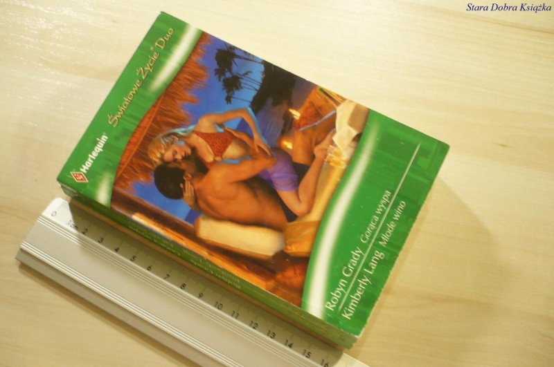 GORĄCA WYSPA; MŁODE WINO - Grady; Lang (2011)