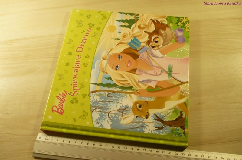 BARBIE. ŚPIEWAJĄCE DRZEWO (2009)