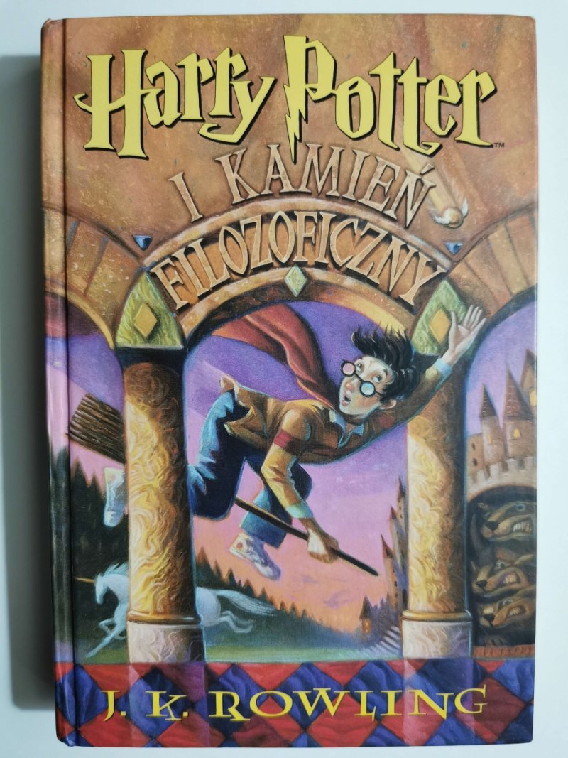 HARRY POTTER I KAMIEŃ FILOZOFICZNY - J.K. Rowling