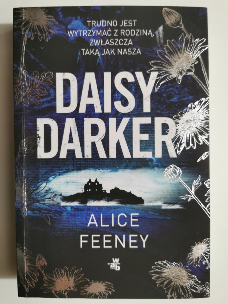 DAISY DARKER - Alice Feeny