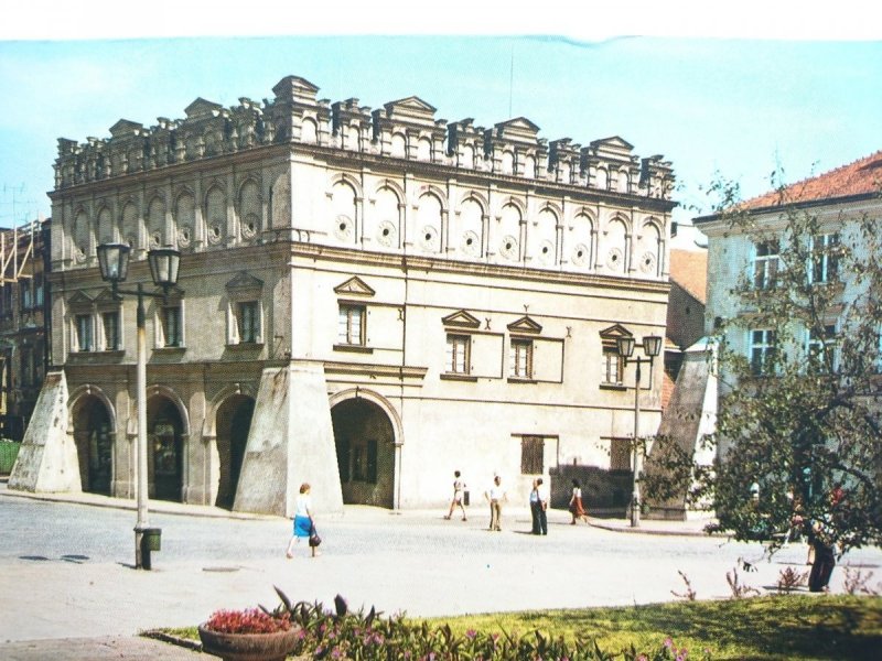 JAROSŁAW. RENESANSOWA KAMIENICA... FOT. KRASSOWSKI