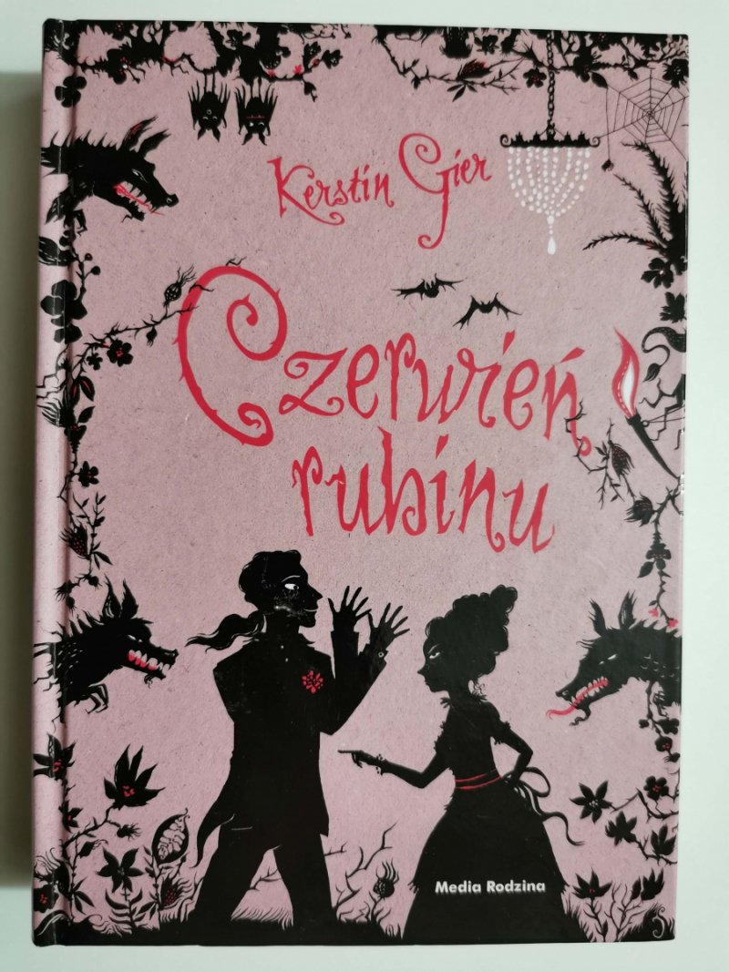 CZERWIEŃ RUBINU - Kerstin Gier