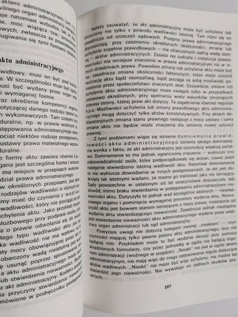 PRAWO ADMINISTRACYJNE - Zbigniew Cieślak i inni 1996