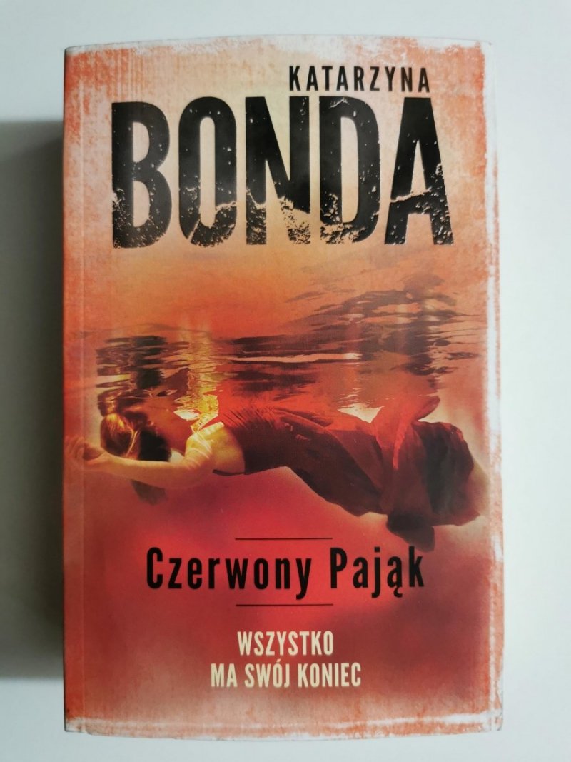 CZERWONY PAJĄK - Katarzyna Bonda 