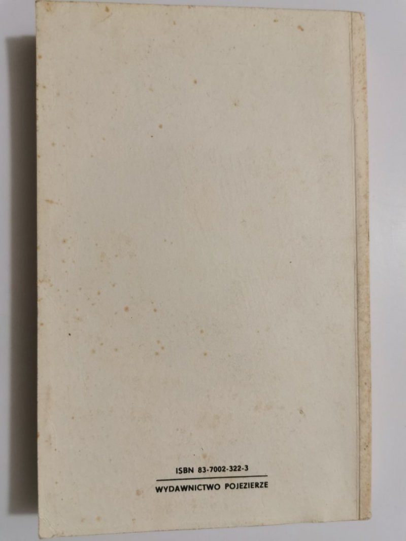 PAN SAMOCHODZIK I CZŁOWIEK Z UFO - Zbigniew Nienacki 1988
