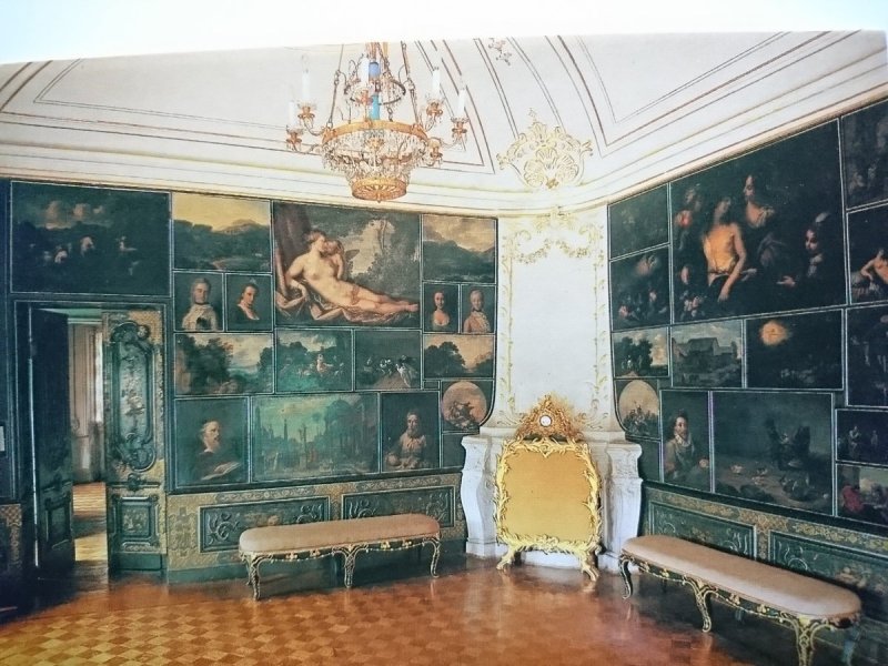 LOMONOSOV. THE PALACE OF PETER III THE PICTURE