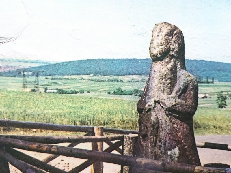 NOWA SŁUPIA 'PIELGRZYM KAMIENNY' FOT. T. SUMIŃSKI