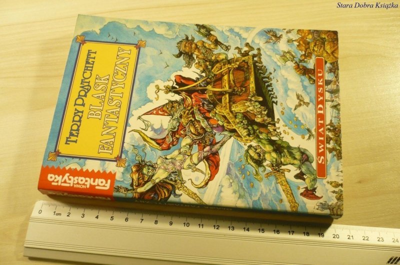 BLASK FANTASTYCZNY - Terry Pratchett (1995)