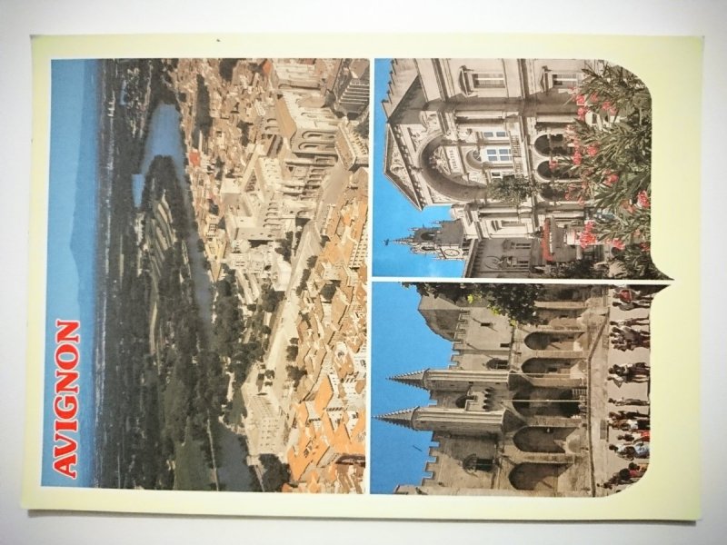 AVIGNON. LE PALAIS DES PAPES, LE THEATRE