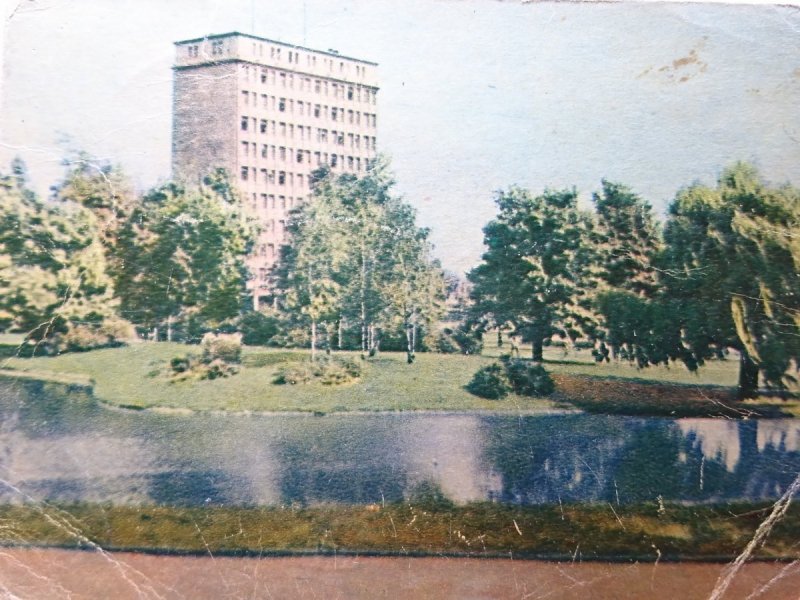 POZNAŃ - FRAGMENT PARKU... FOT. P. MYSTKOWSKI
