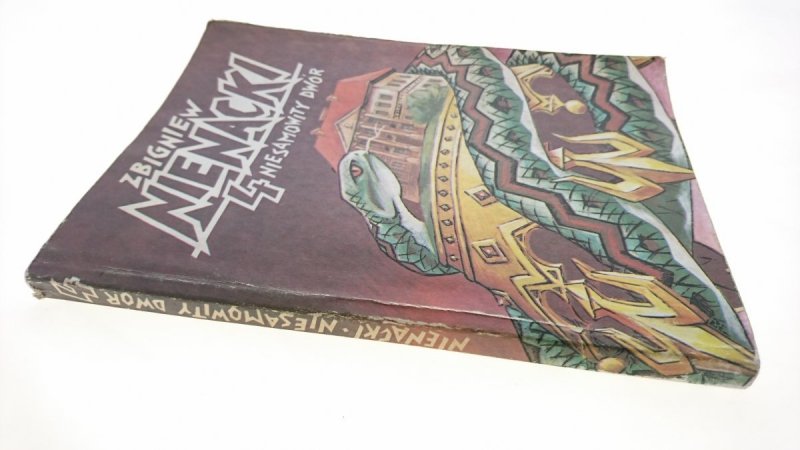 NIESAMOWITY DWÓR - Zbigniew Nienacki 1990